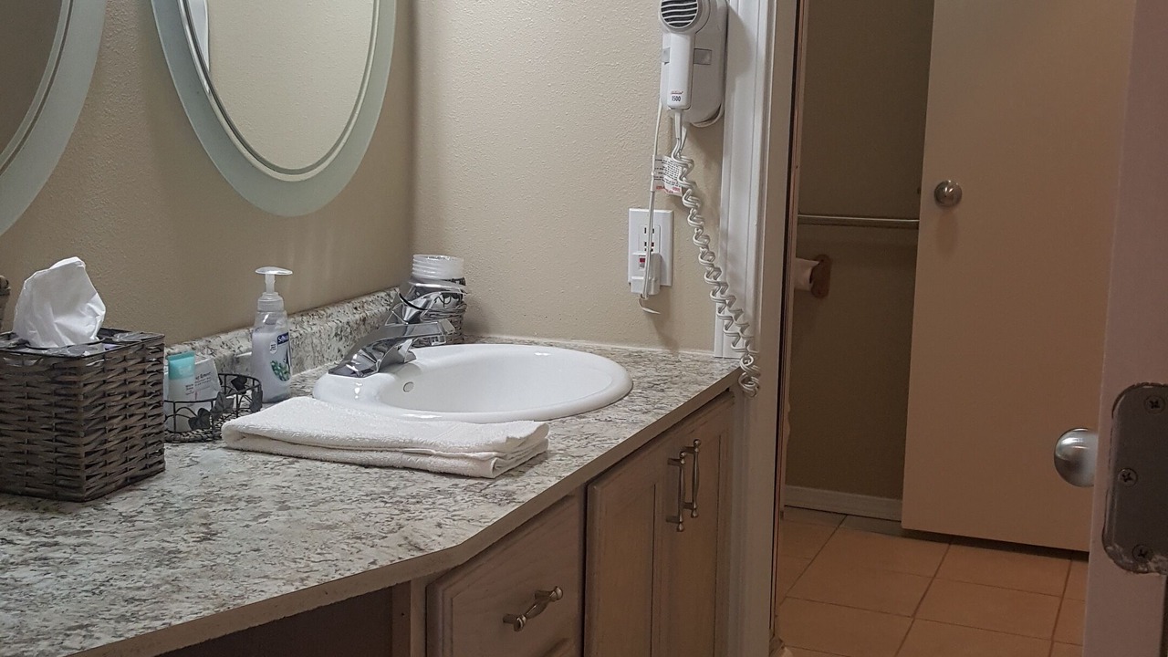 Photo of Bathroom in Thompson Falls