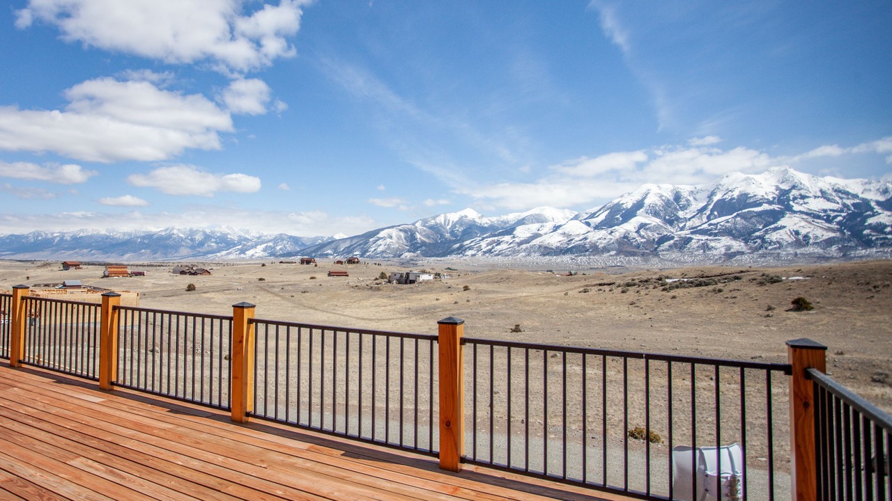 Photo of Outdoor in Emigrant