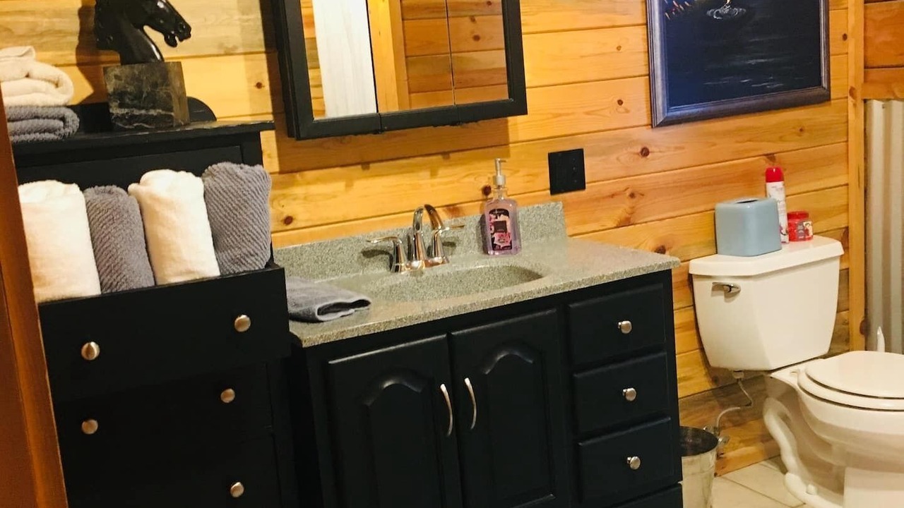 Photo of Bathroom in Thompson Falls
