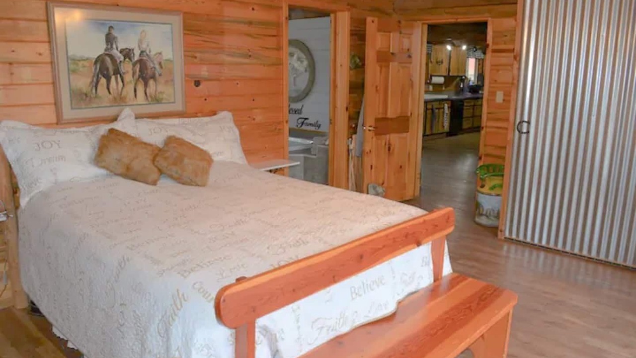 Photo of Bedroom in Thompson Falls