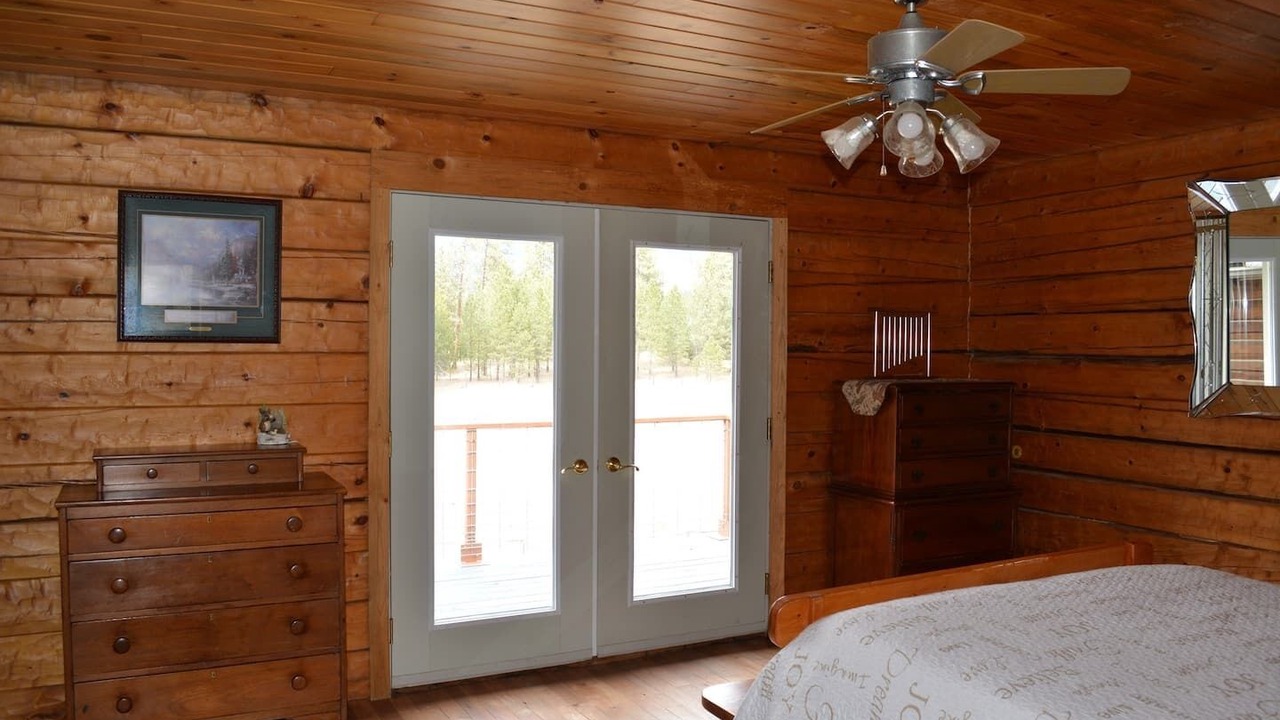 Photo of Bedroom in Thompson Falls