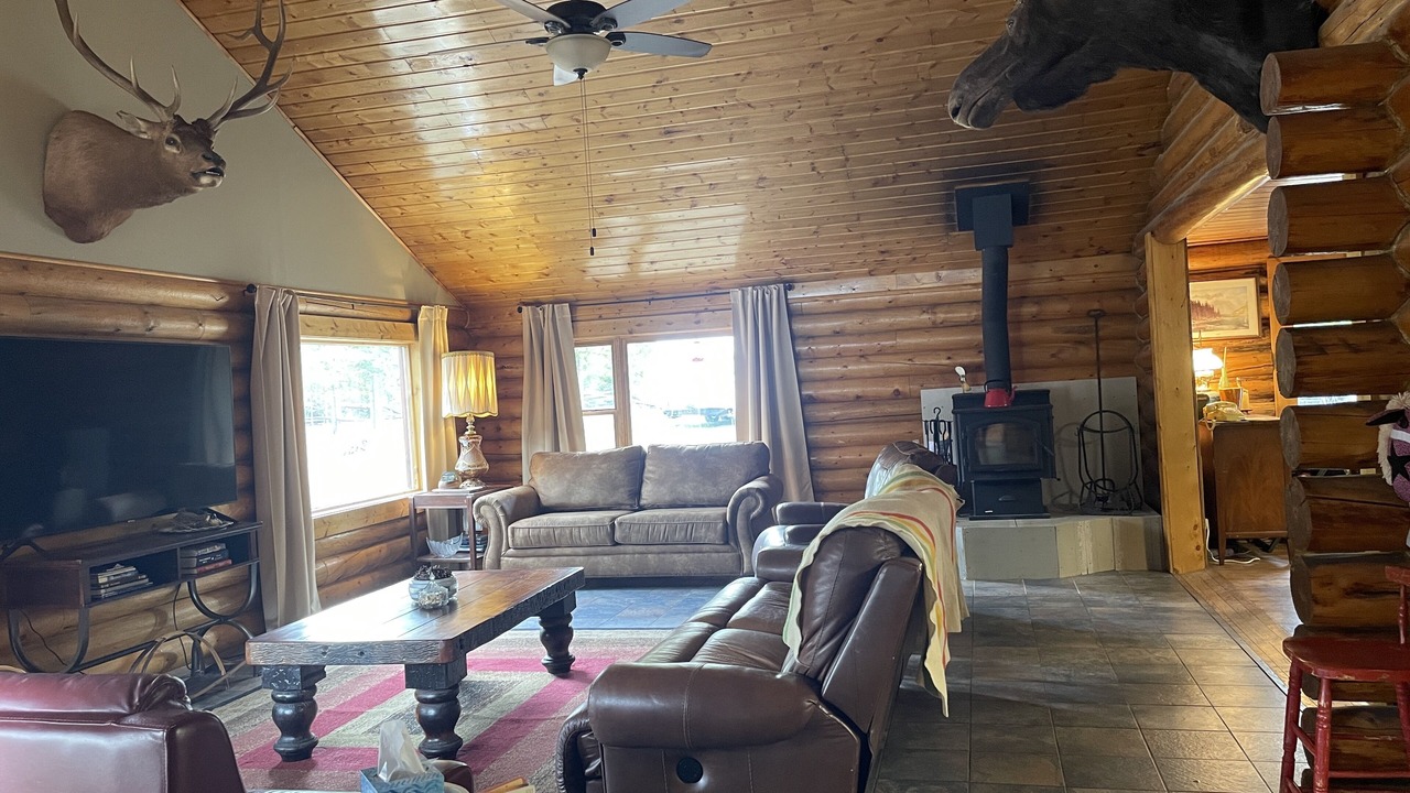 Photo of Livingroom in Polaris