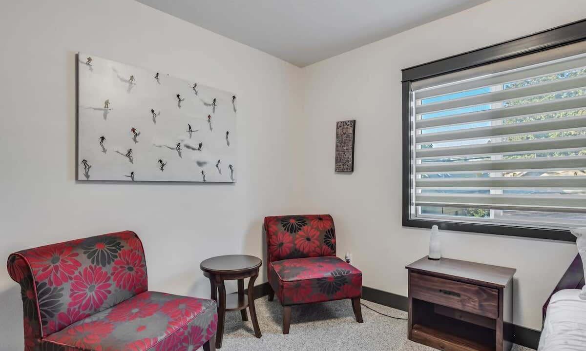 Photo of Livingroom in Garden District
