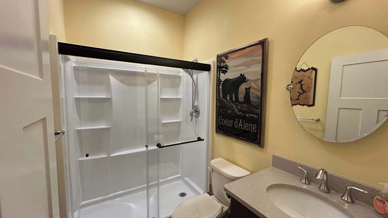 Photo of Bathroom in Garden District