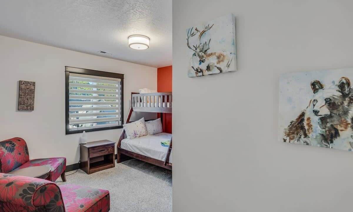 Photo of Bedroom in Garden District