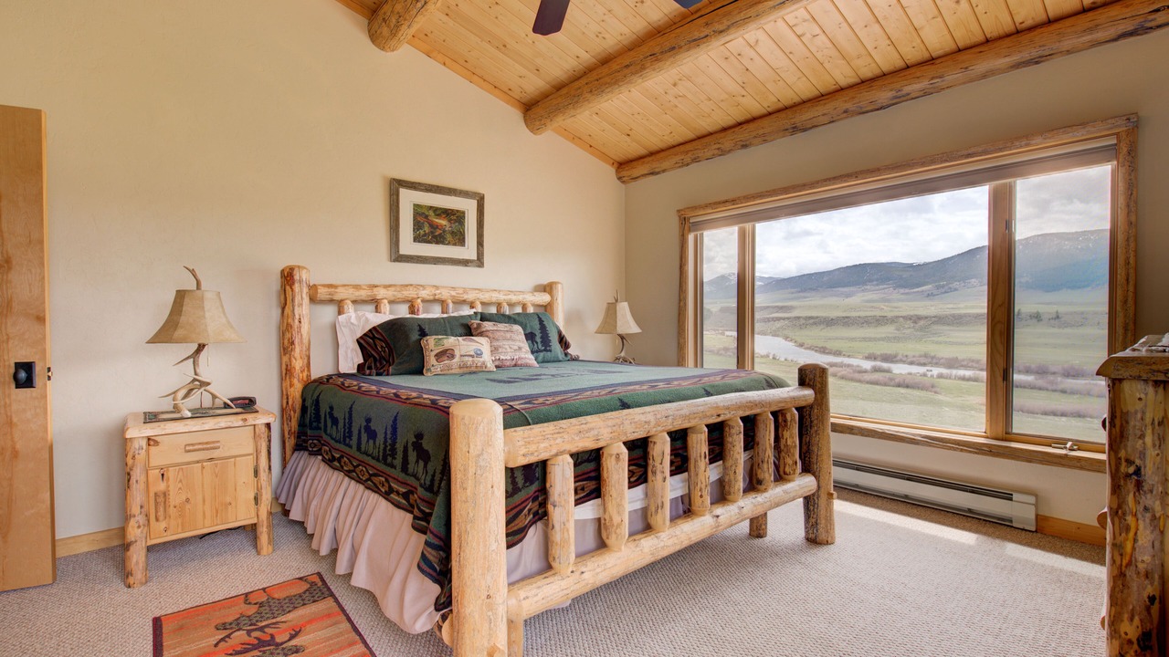 Photo of Bedroom in Cameron