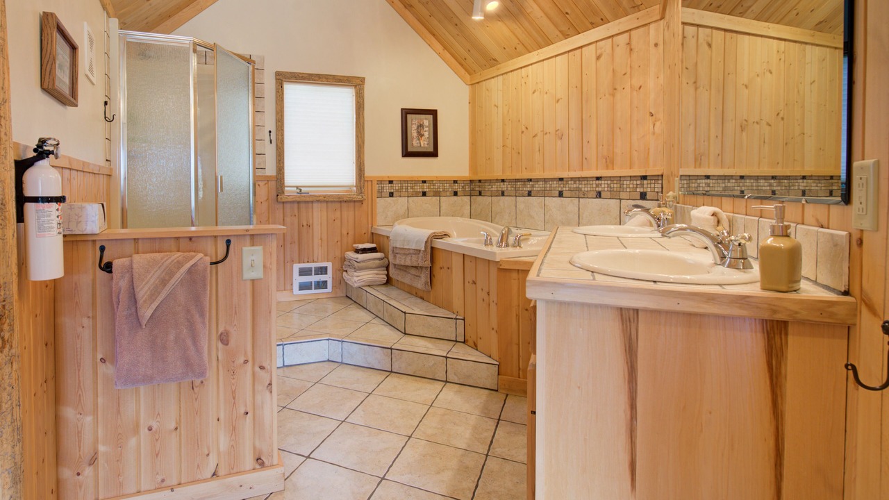 Photo of Bathroom in Cameron