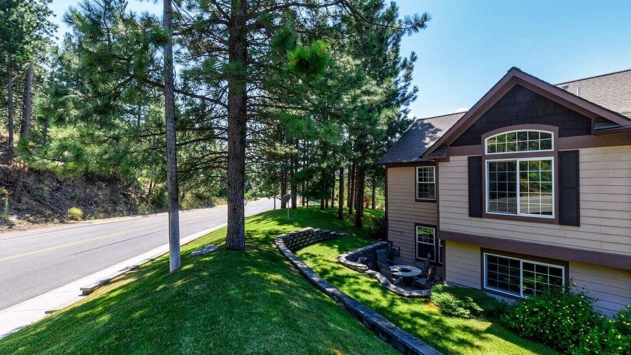 Photo of Outdoor in Lower Rattlesnake