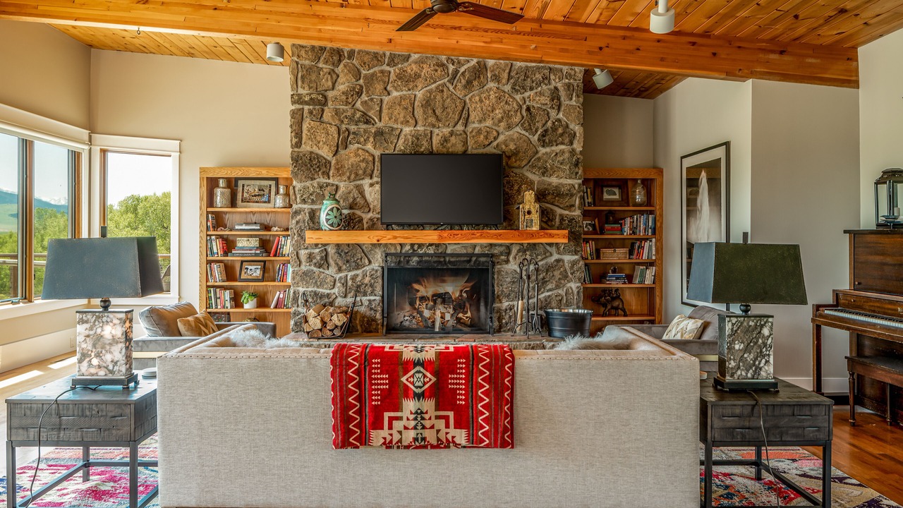 Photo of Livingroom in Livingston