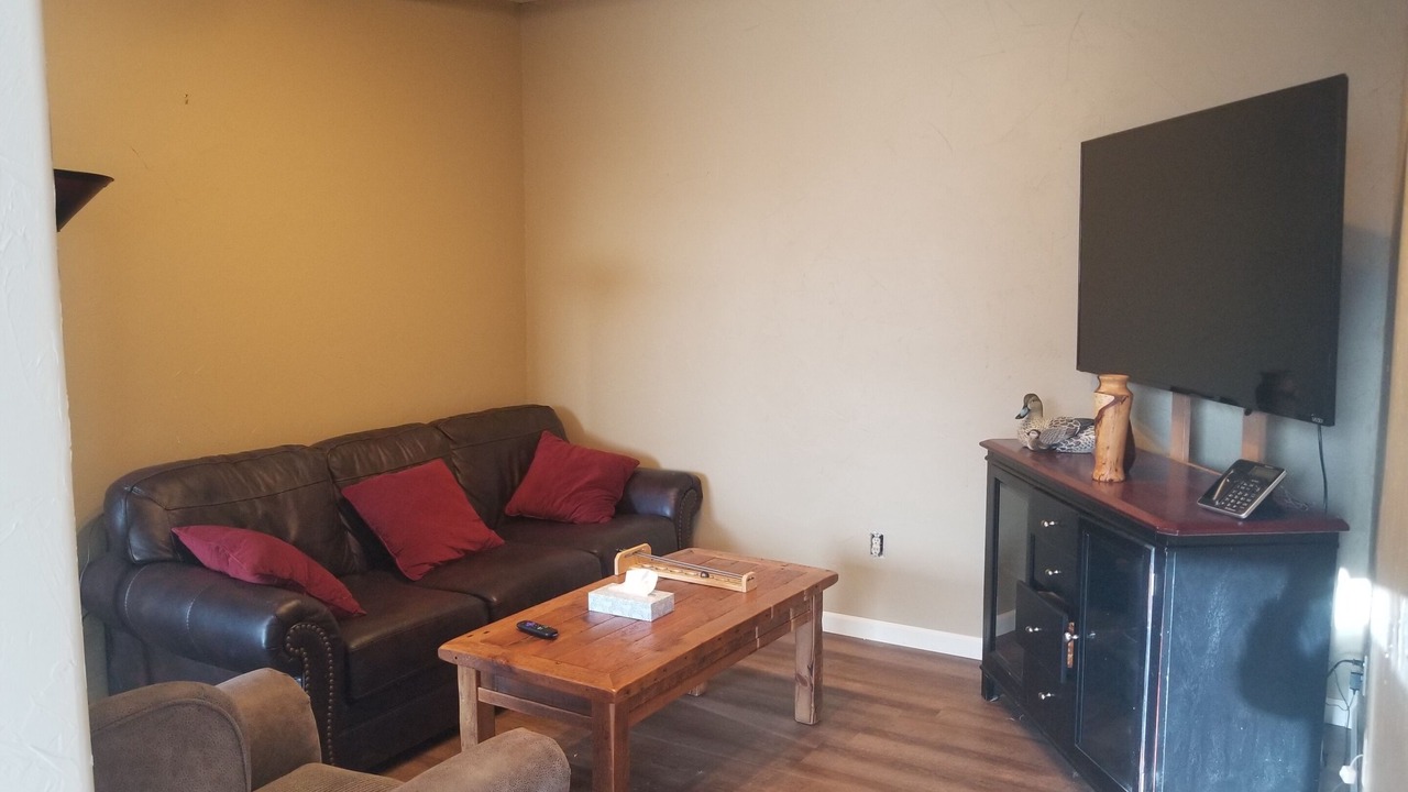Photo of Livingroom in Roscoe