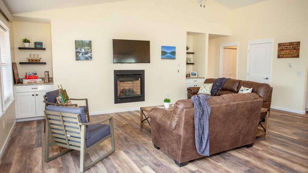 Photo of Livingroom in Livingston