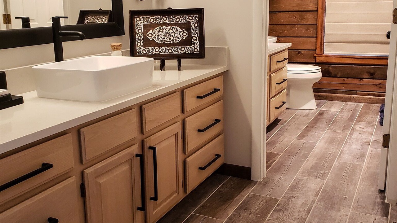 Photo of Bathroom in Ennis