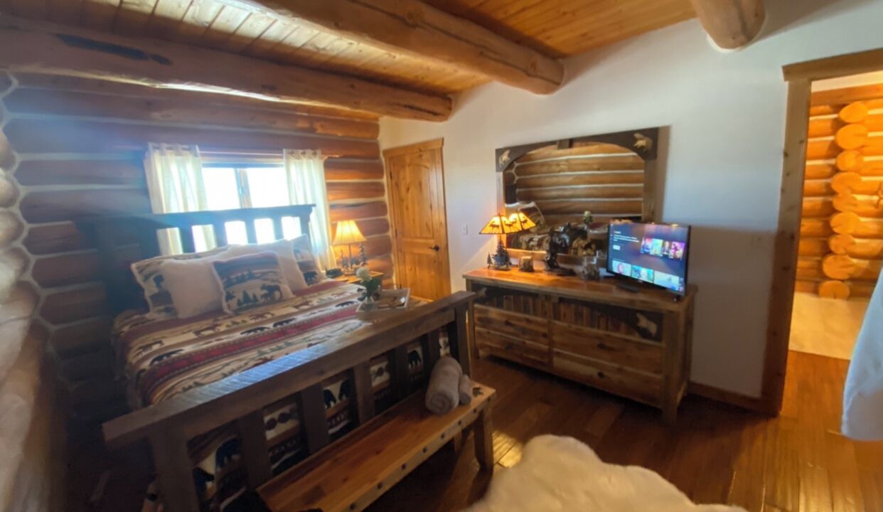 Photo of Bedroom in Red Lodge