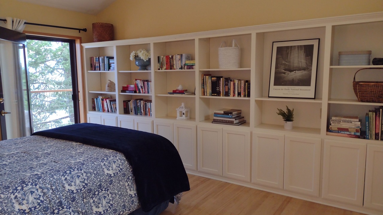 Photo of Bedroom in Lakeside