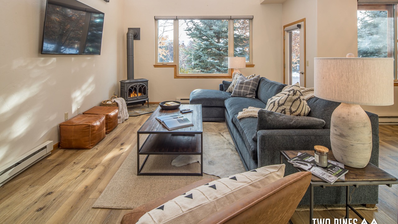 Photo of Livingroom in Big Sky