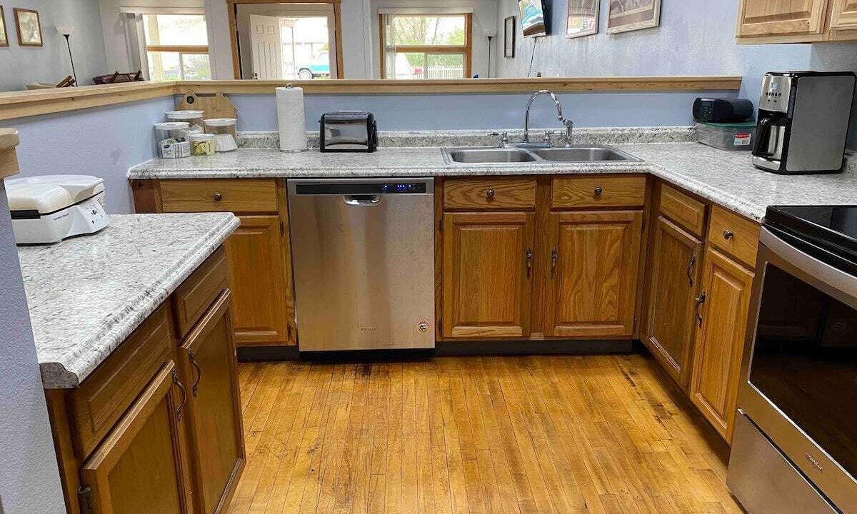 Photo of Kitchen in Winnett