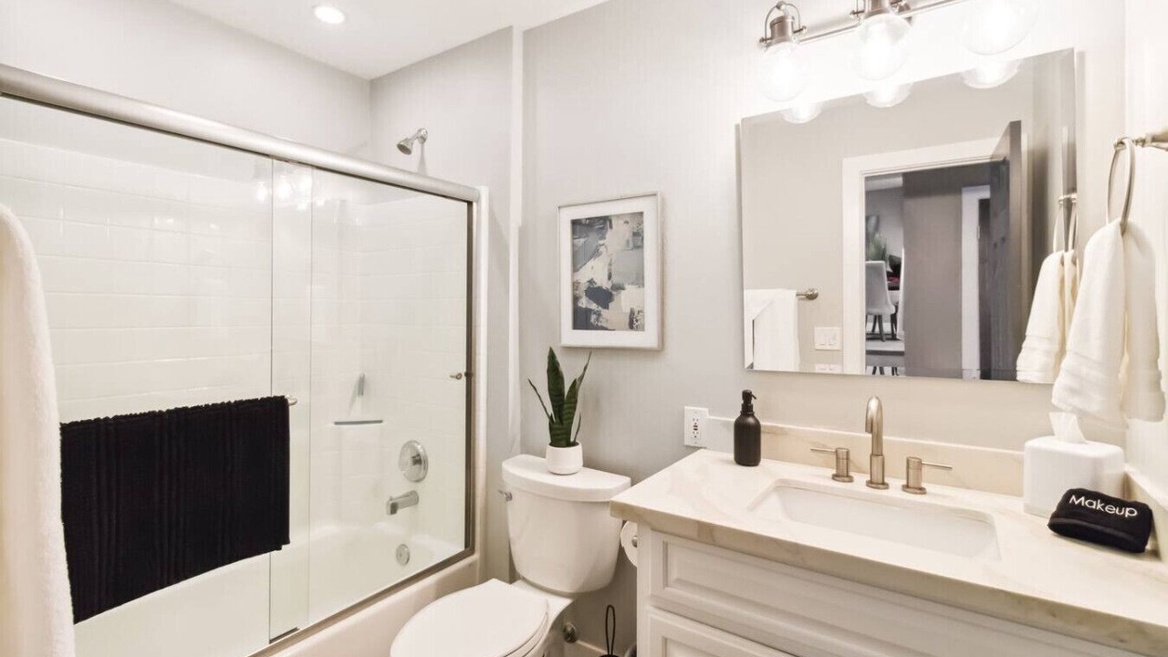 Photo of Bathroom in Park Scottsdale One