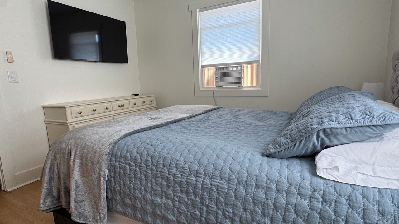 Photo of Bedroom in Surf City