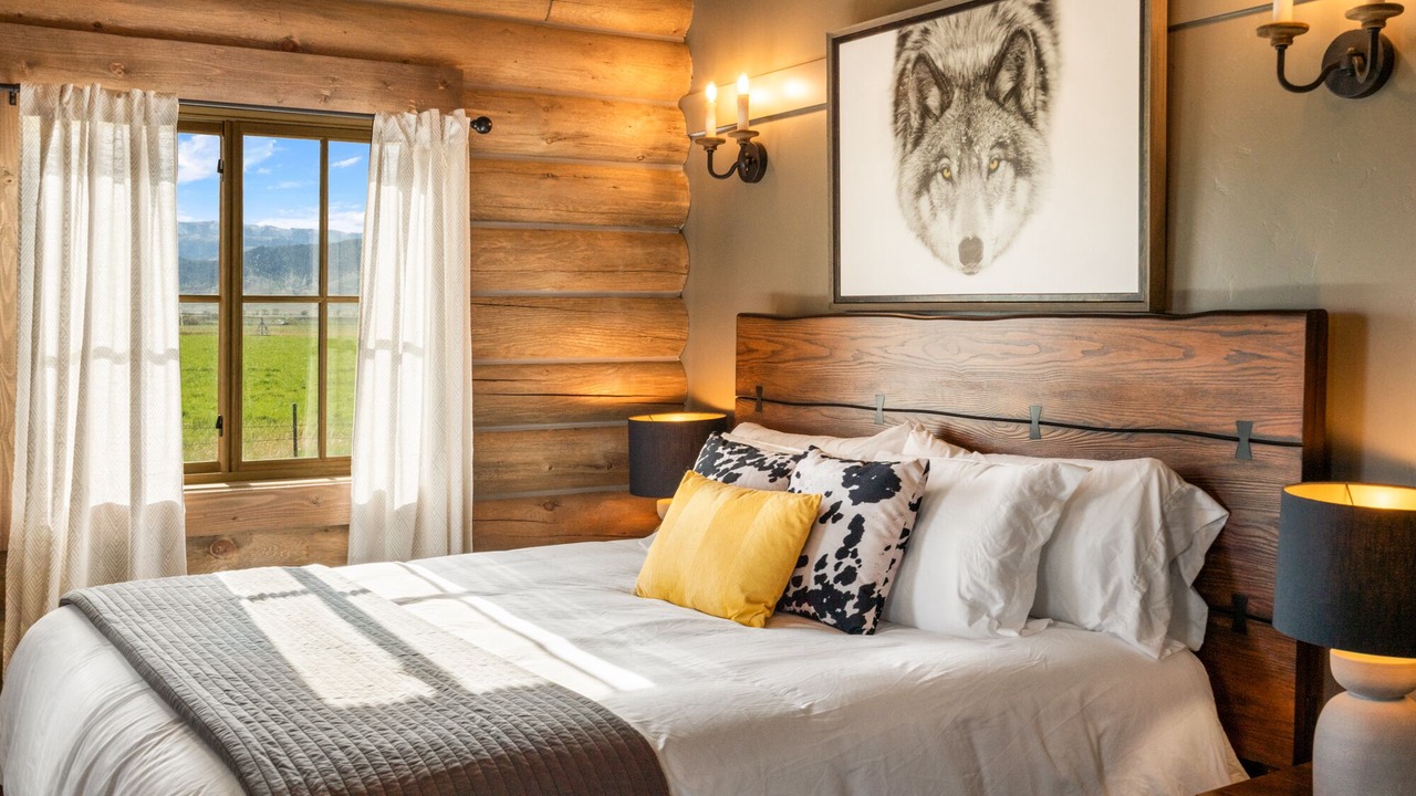 Photo of Bedroom in Livingston