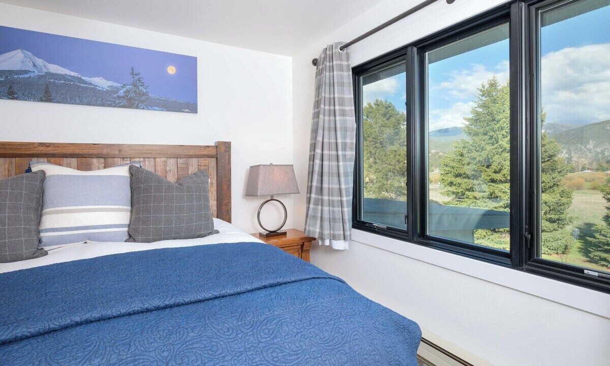 Photo of Others in Big Sky Meadow Village