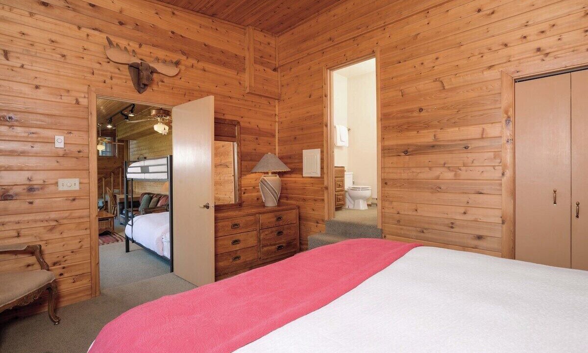 Photo of Others in Big Sky Meadow Village