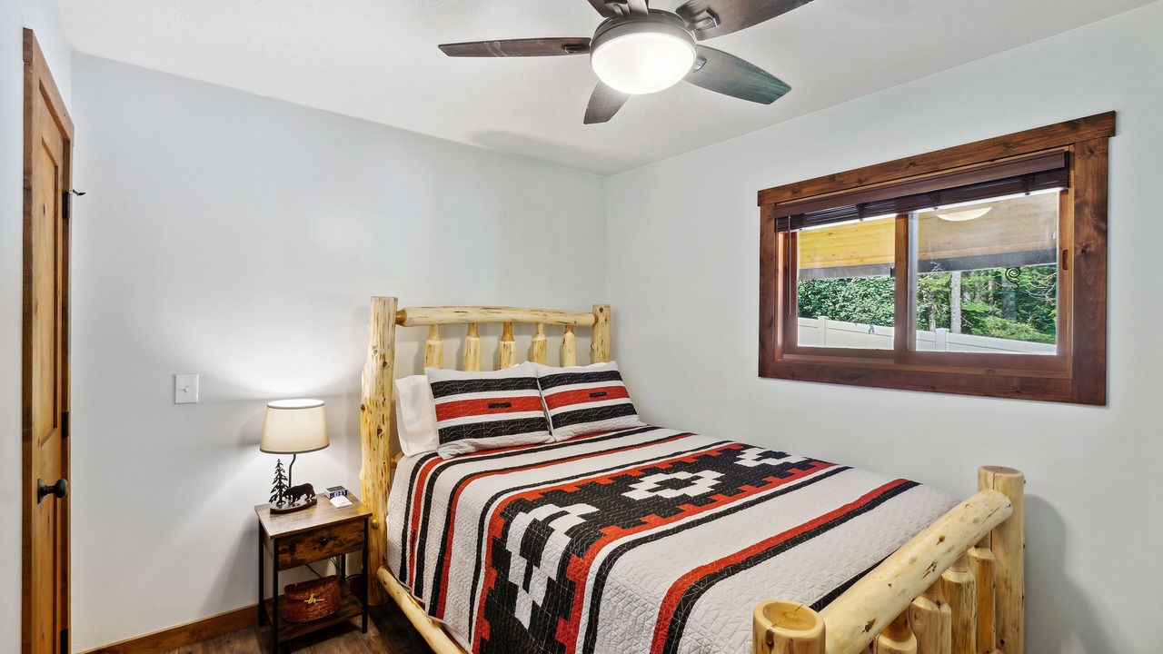 Photo of Bedroom in West Glacier