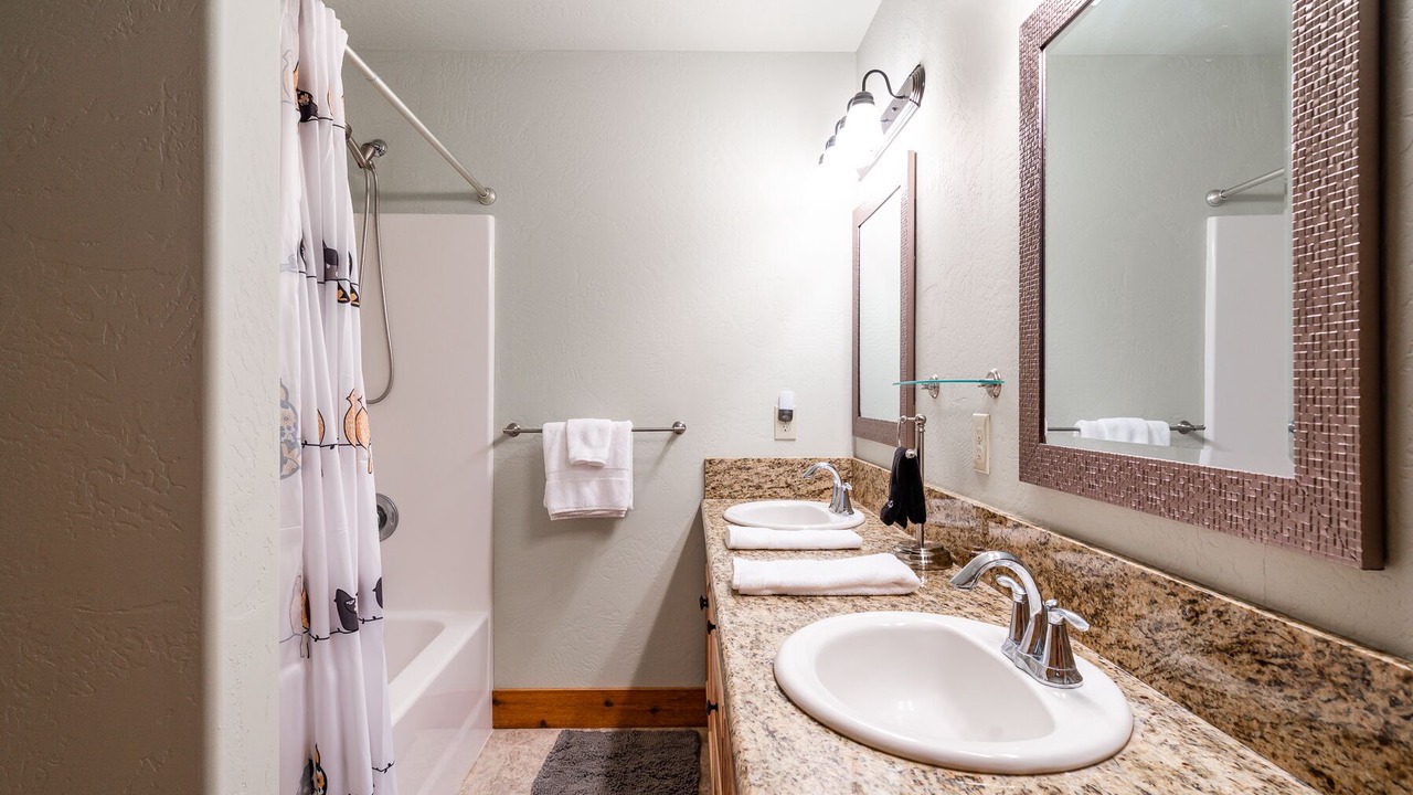 Photo of Bathroom in Ennis