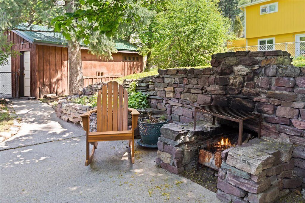 Photo of Outdoor in Lower Rattlesnake