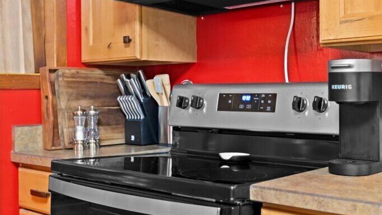 Photo of Kitchen in Lower Rattlesnake
