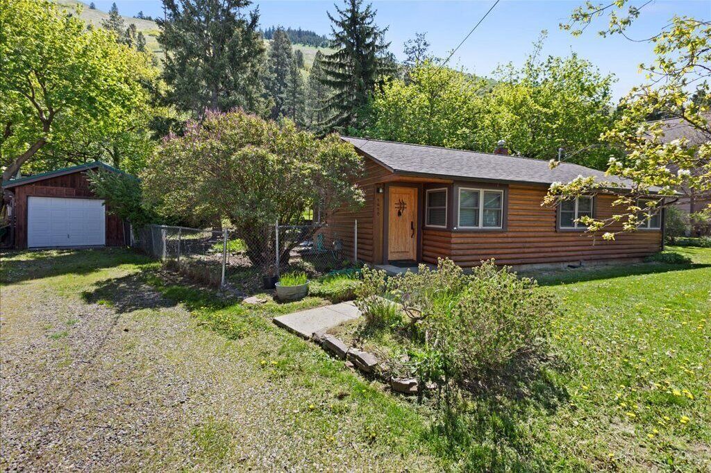 Photo of Outdoor in Lower Rattlesnake