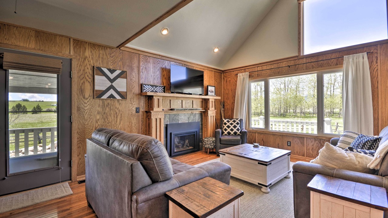 Photo of Livingroom in Red Lodge