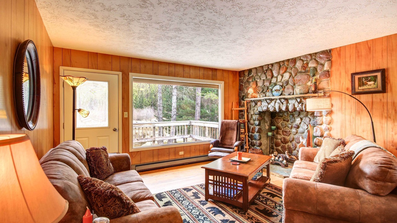 Photo of Livingroom in Noxon