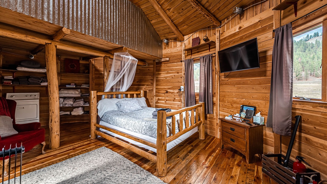 Photo of Bedroom in St. Regis