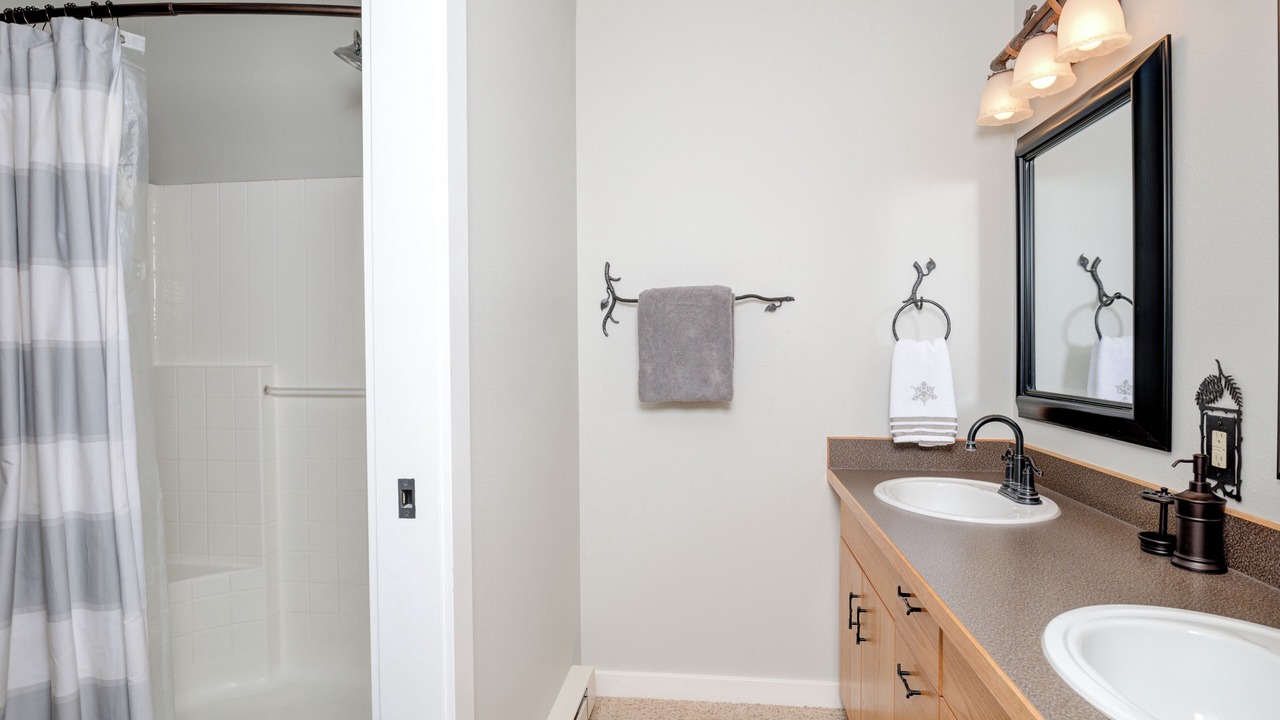Photo of Bathroom in Big Sky