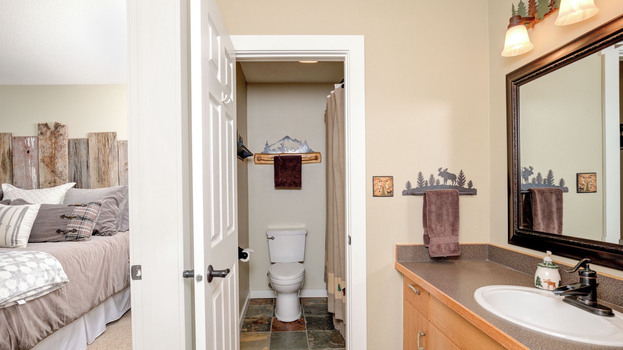 Photo of Bathroom in Big Sky