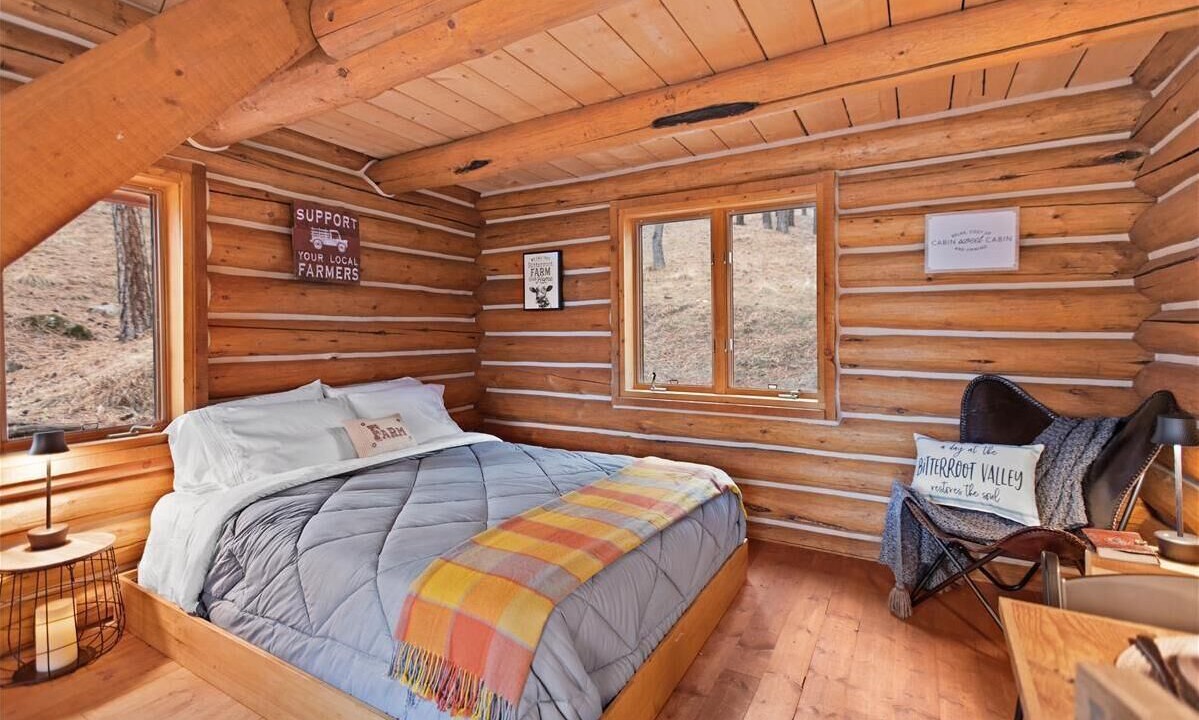 Photo of Bedroom in Corvallis