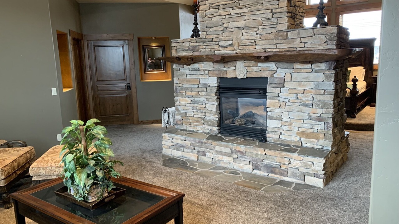 Photo of Livingroom in Columbia Falls
