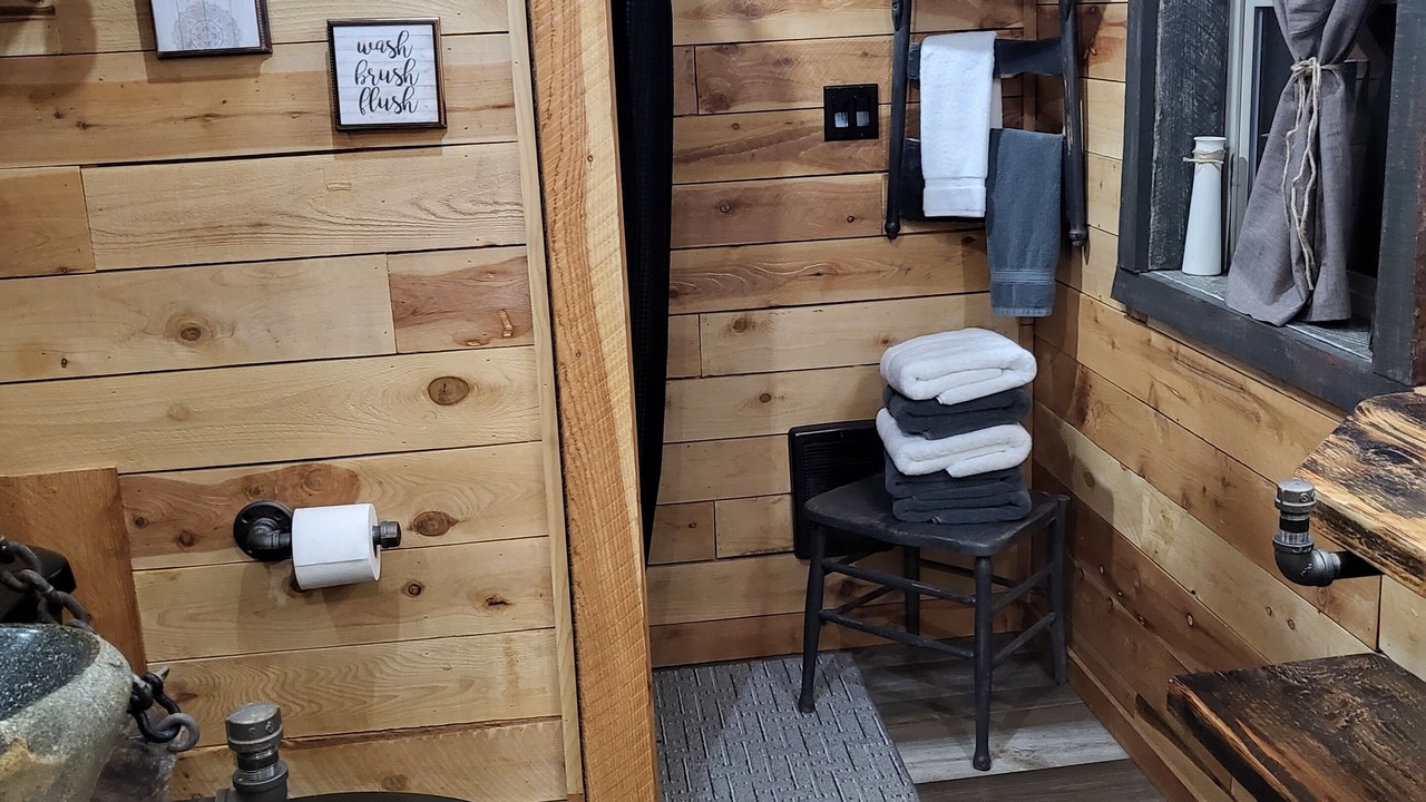 Photo of Bathroom in Anaconda