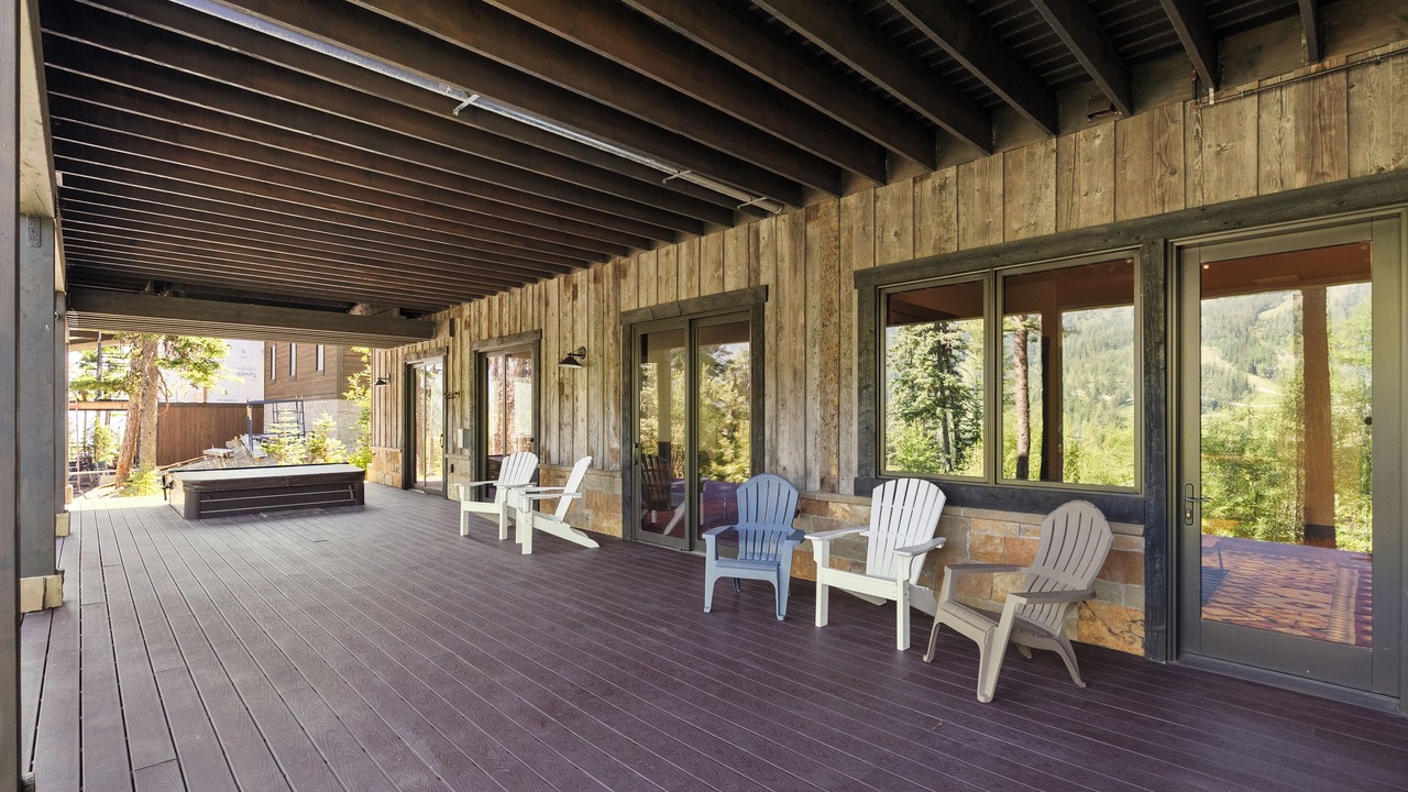 Photo of Patio Balcony in Whitefish