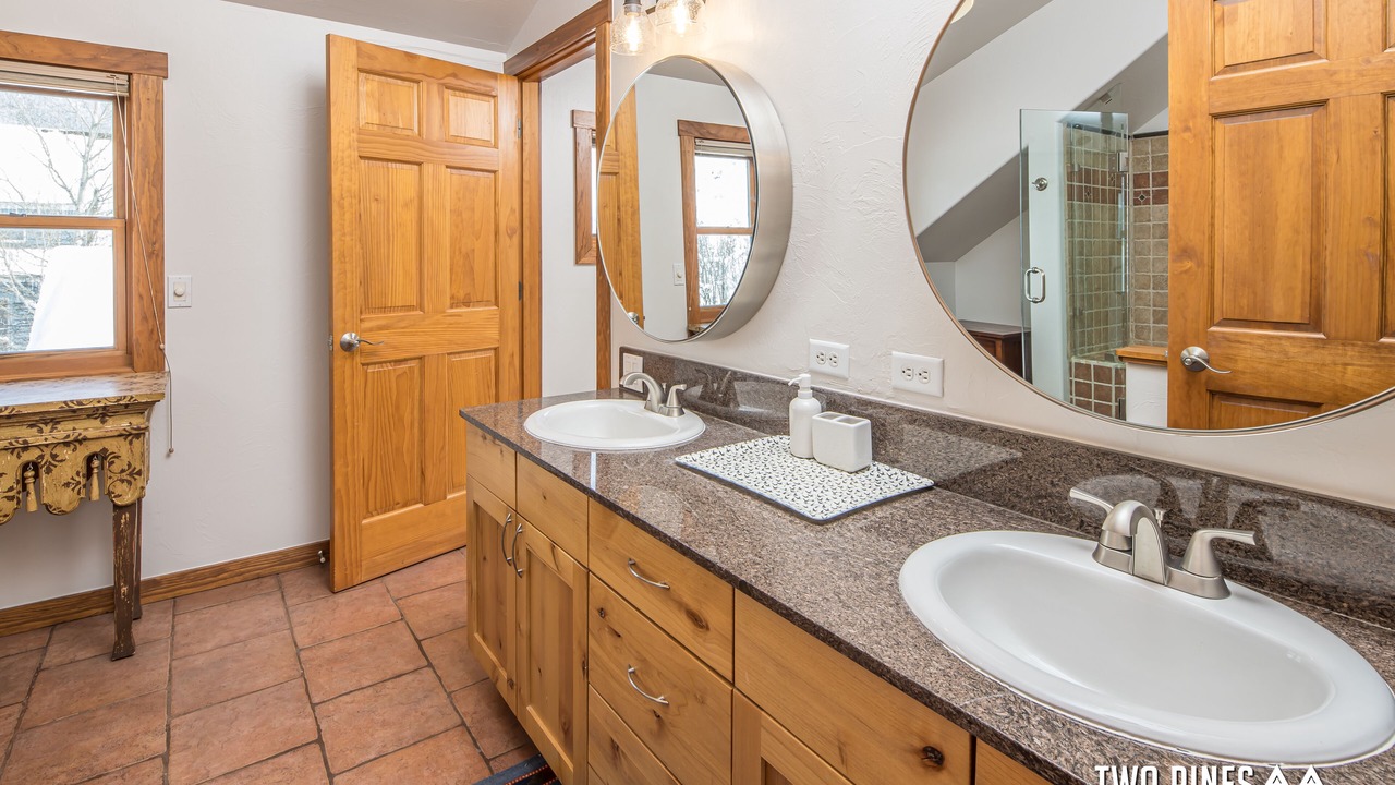 Photo of Bathroom in Big Sky