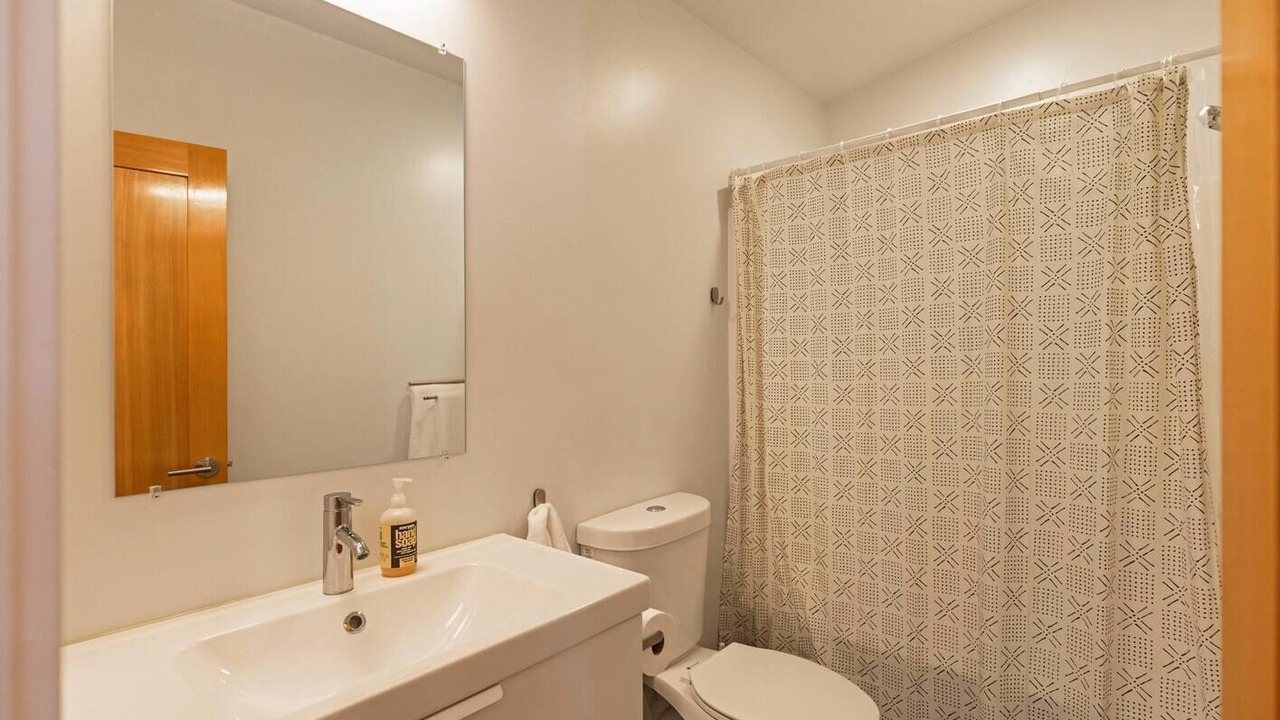 Photo of Bathroom in Lower Rattlesnake