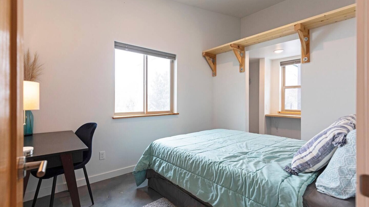 Photo of Bedroom in Lower Rattlesnake