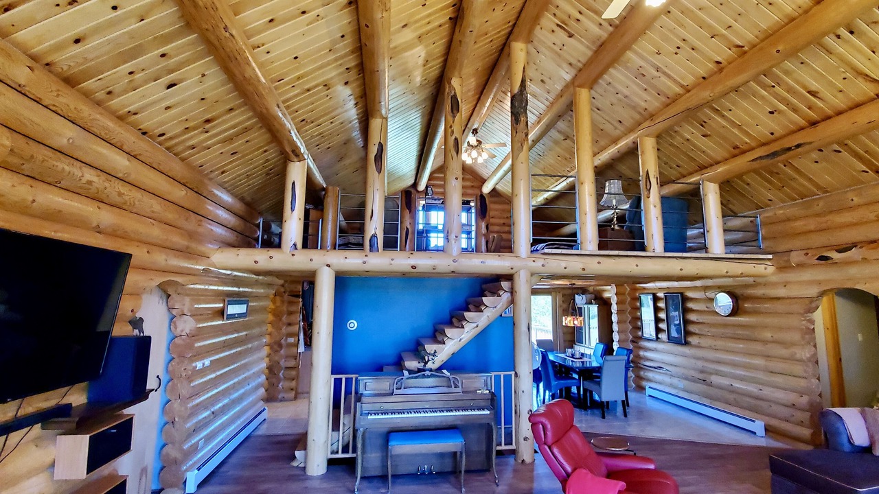 Photo of Livingroom in Warmsprings