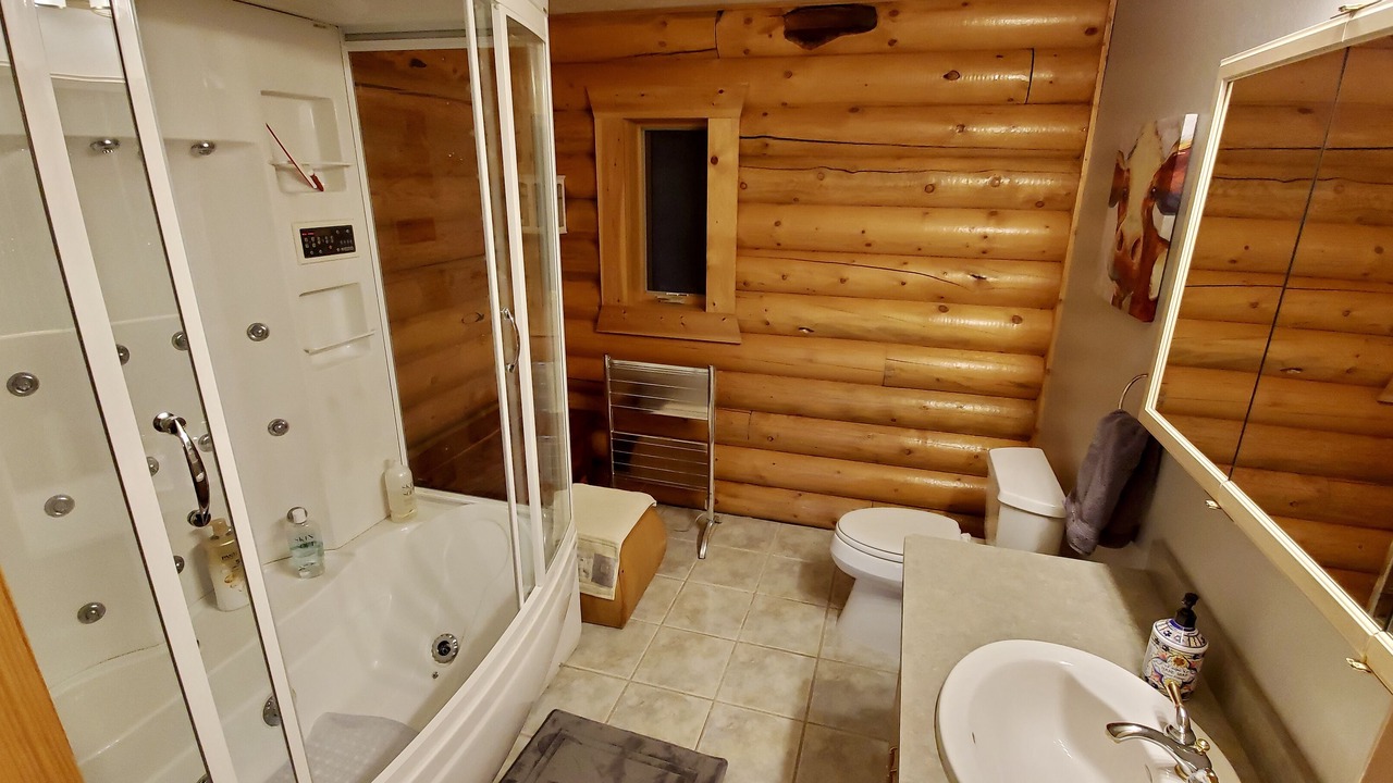Photo of Bathroom in Warmsprings