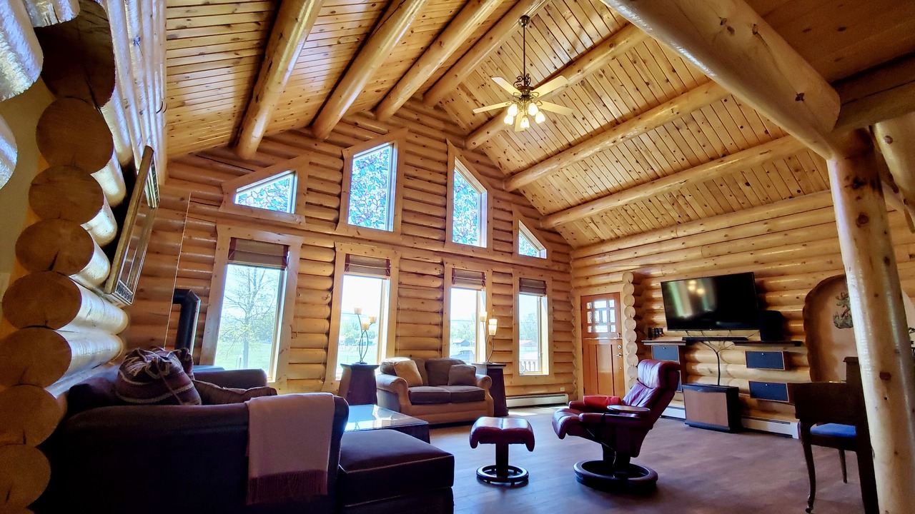 Photo of Livingroom in Warmsprings