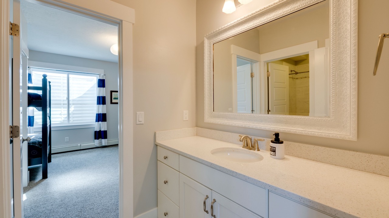 Photo of Bathroom in Oakley