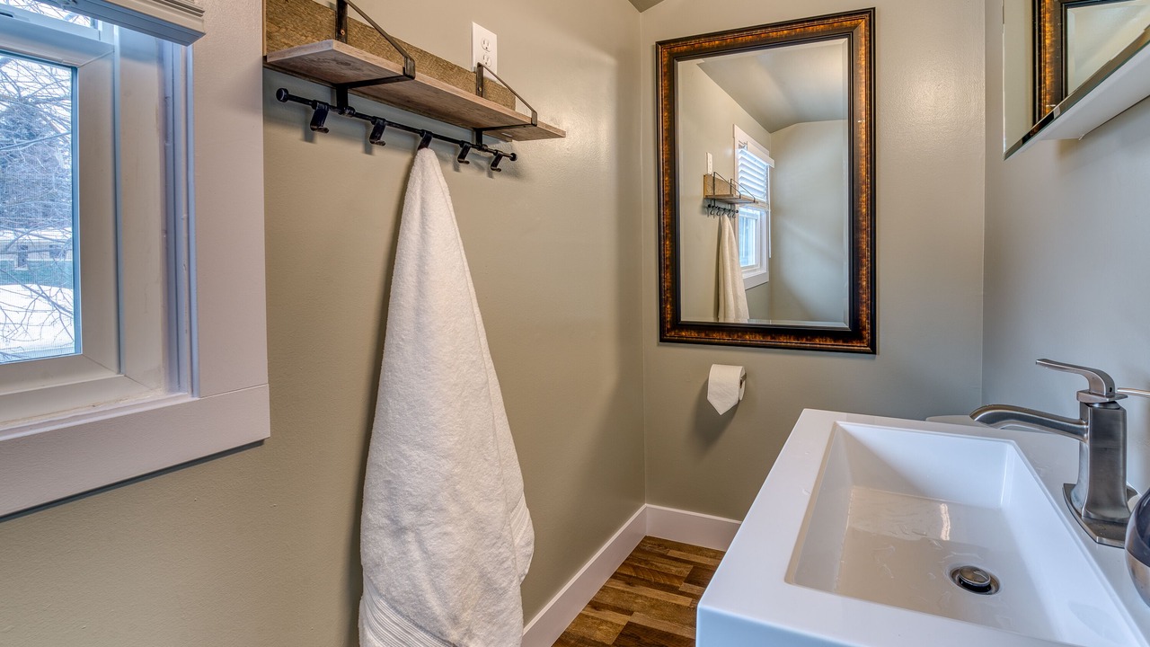 Photo of Bathroom in University District