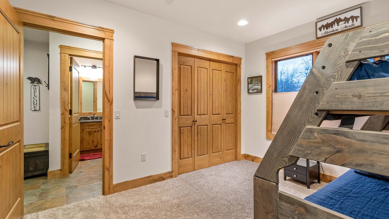 Photo of Bedroom in Bigfork