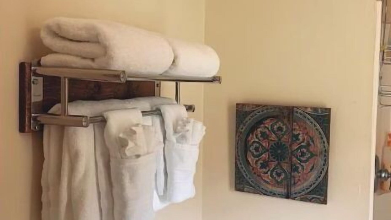 Photo of Bathroom in Alder