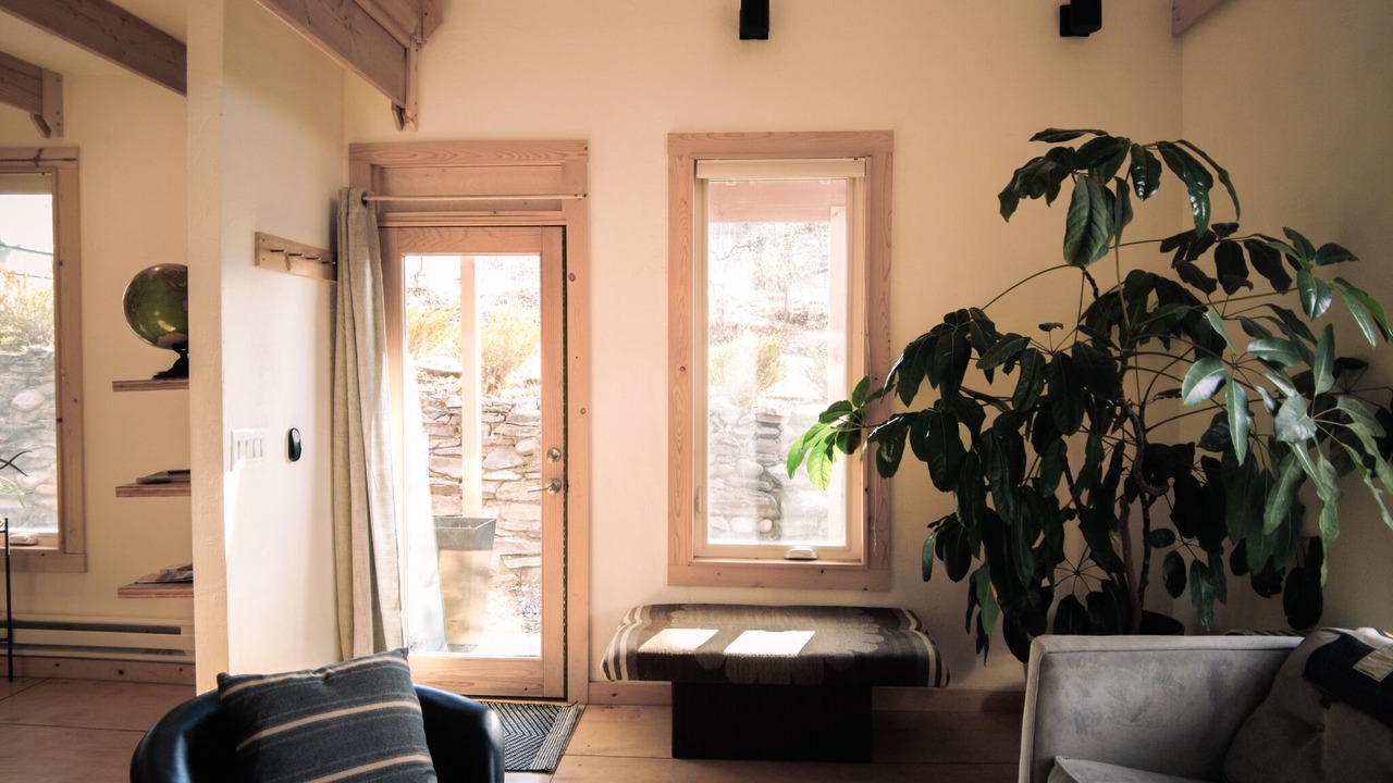 Photo of Livingroom in Westside